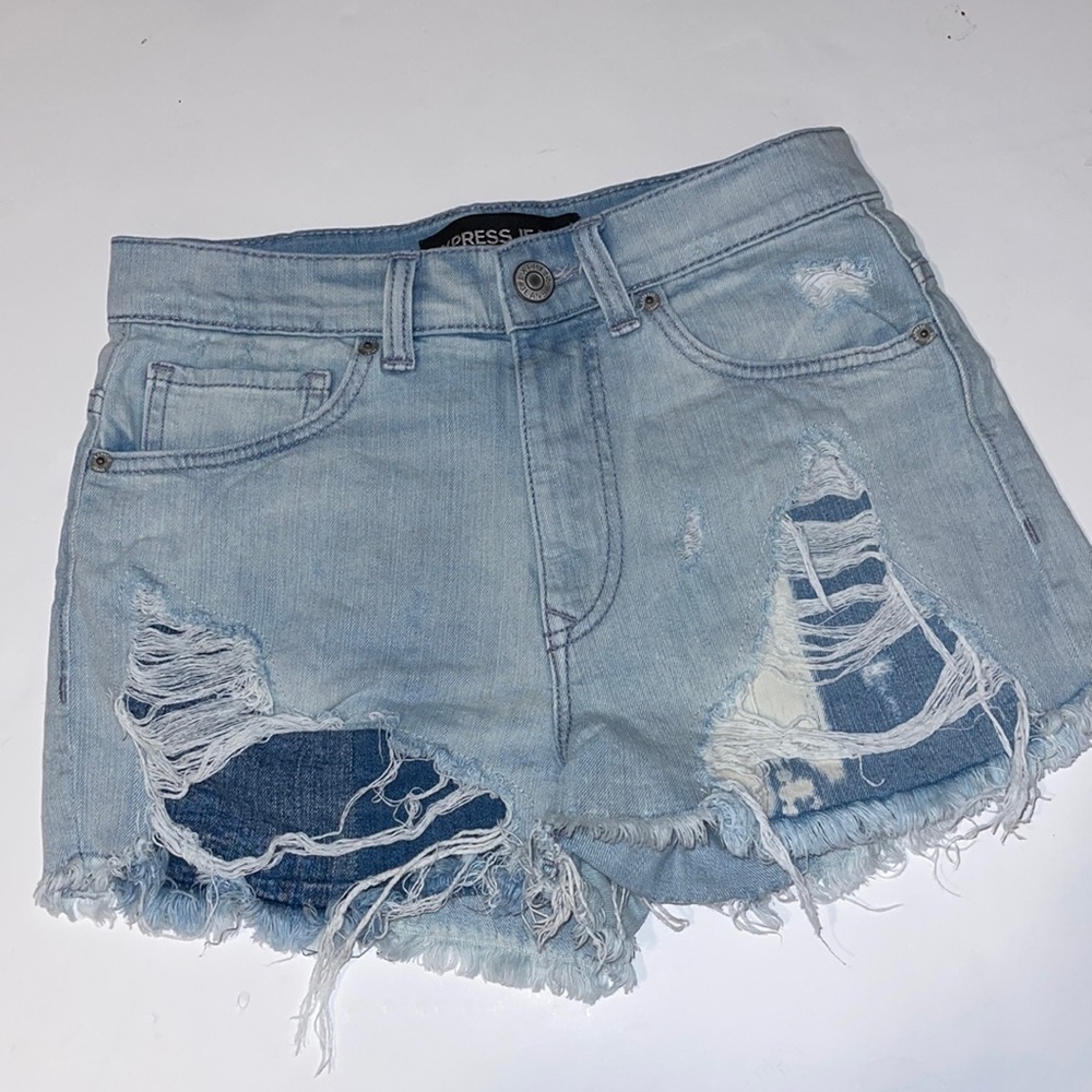 EXPRESS DISTRESSED JEAN SHORTS size 4